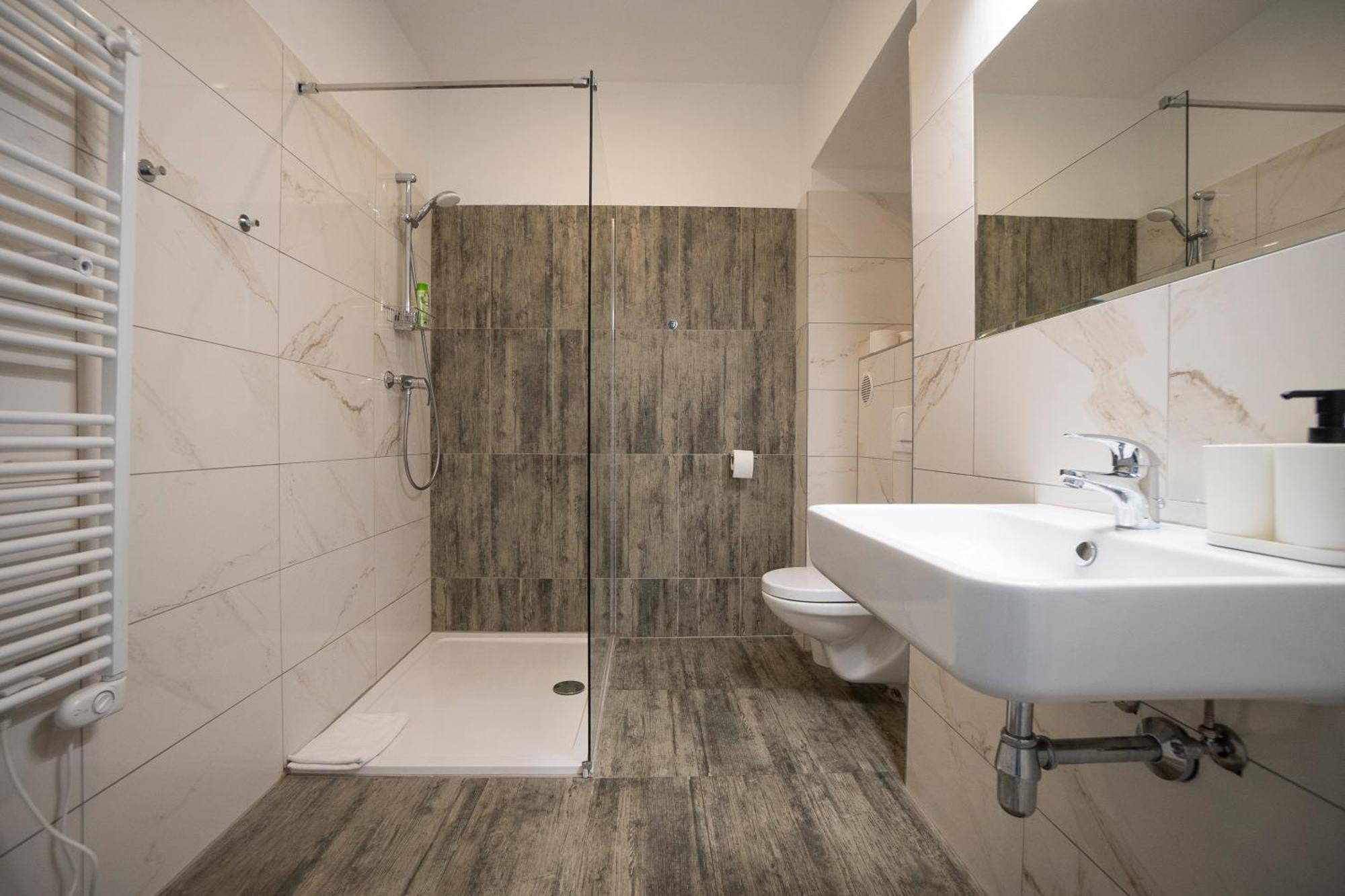 Brand New Renovated Appartment Near Augarten Wien Eksteriør bilde